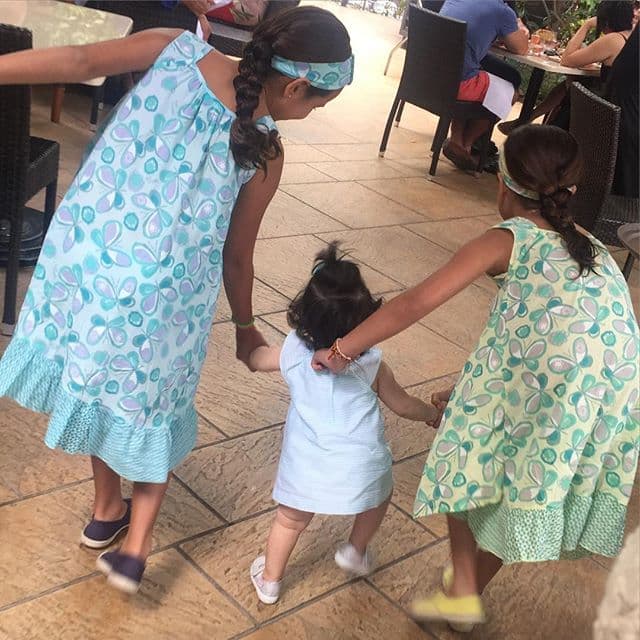 Giulietta ya está dando sus primeros pasos y lo hace acompañada de sus primas Antonella y Michaella. (Abril 10, 2016)