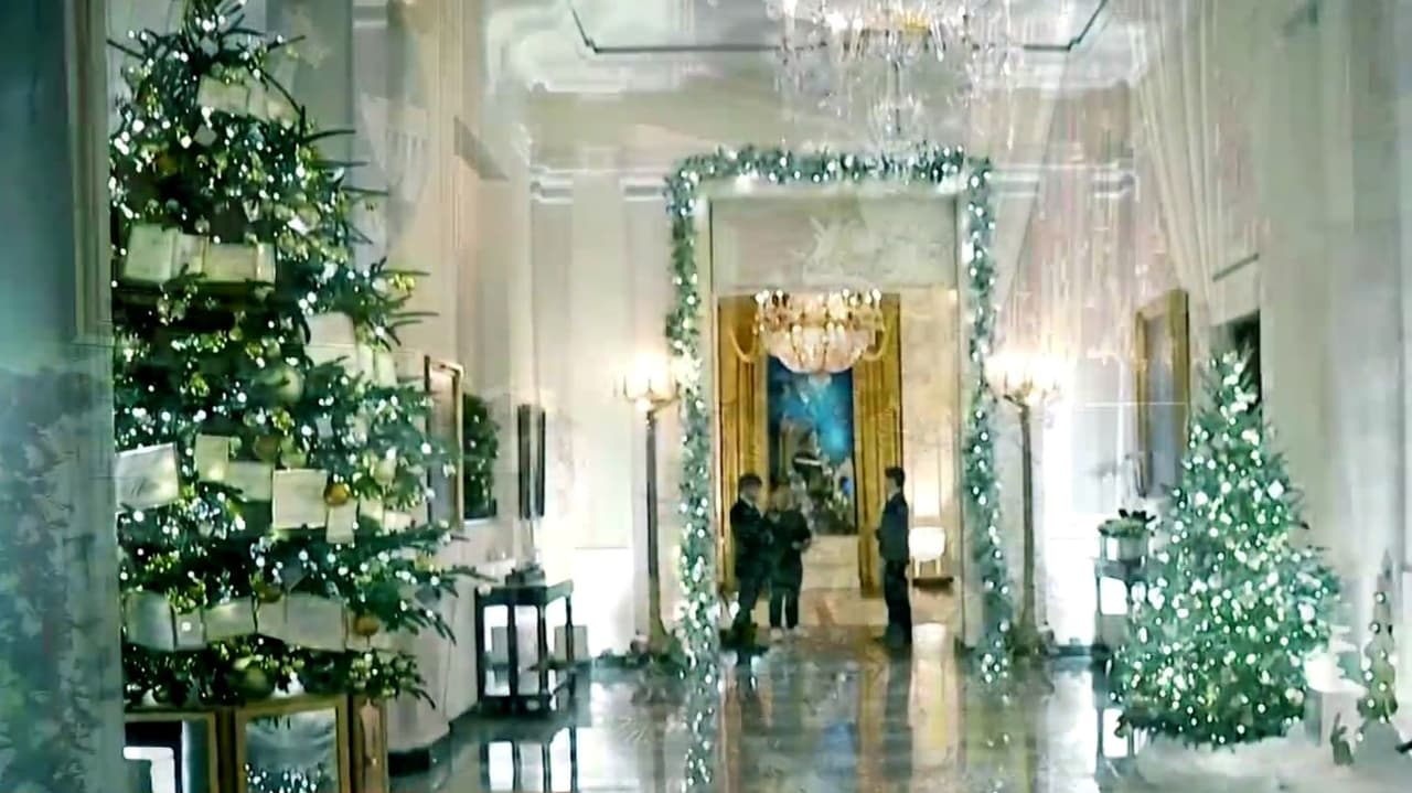 Navidad en la Casa Blanca: 77 árboles navideños y más de 83 mil luces decoran sus pasillos y habitaciones