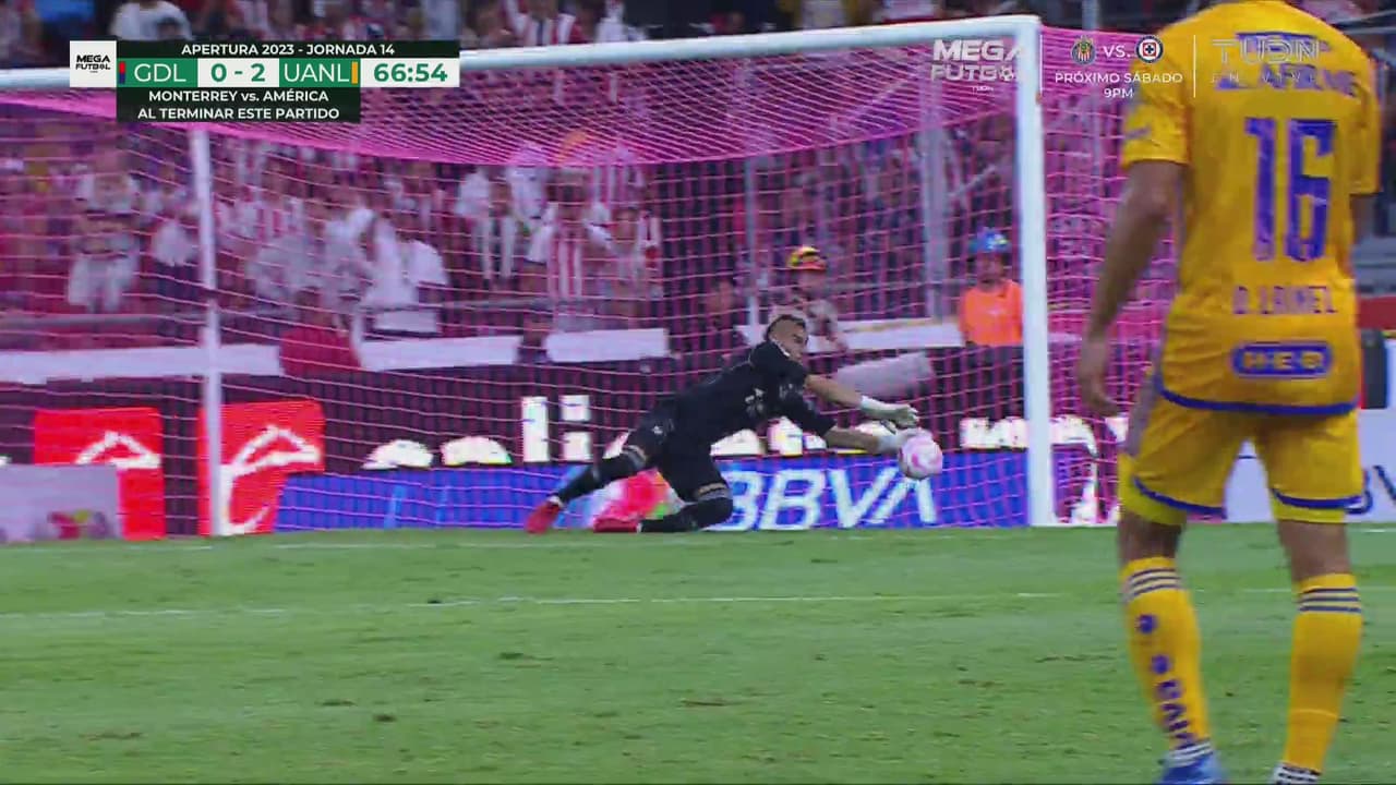 ¡Marín intenta sorprender a Nahuel!