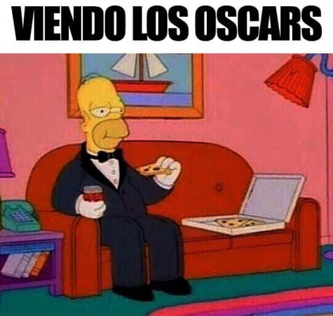 Todos así viendo los Oscar.