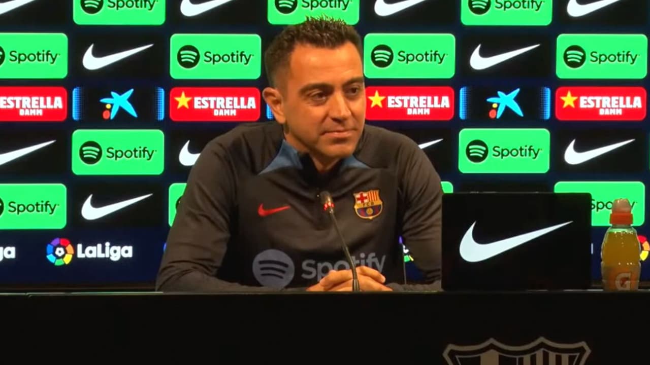 Xavi sobre Piqué: "Ha sido de mis días más difíciles como entrenador"
