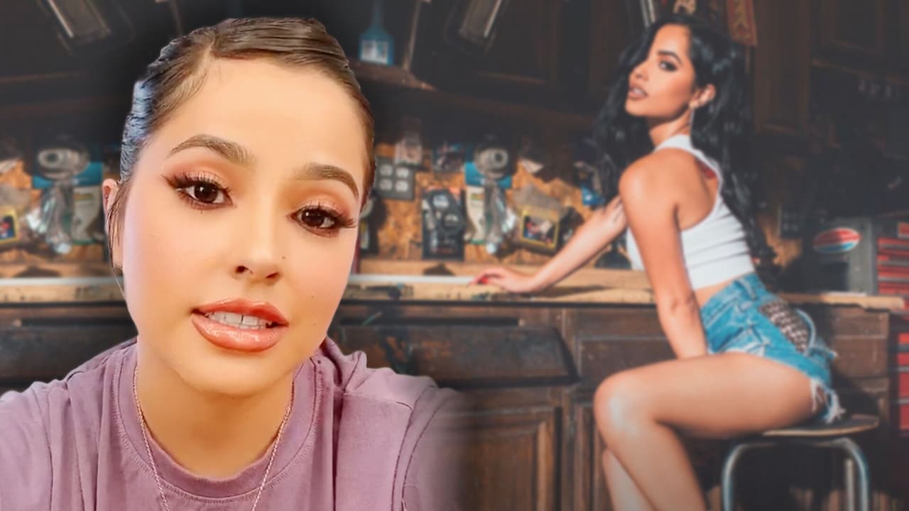 A corazón abierto, Becky G confiesa lo que hace en estos días hasta por quienes no saben “quién rayos” es ella