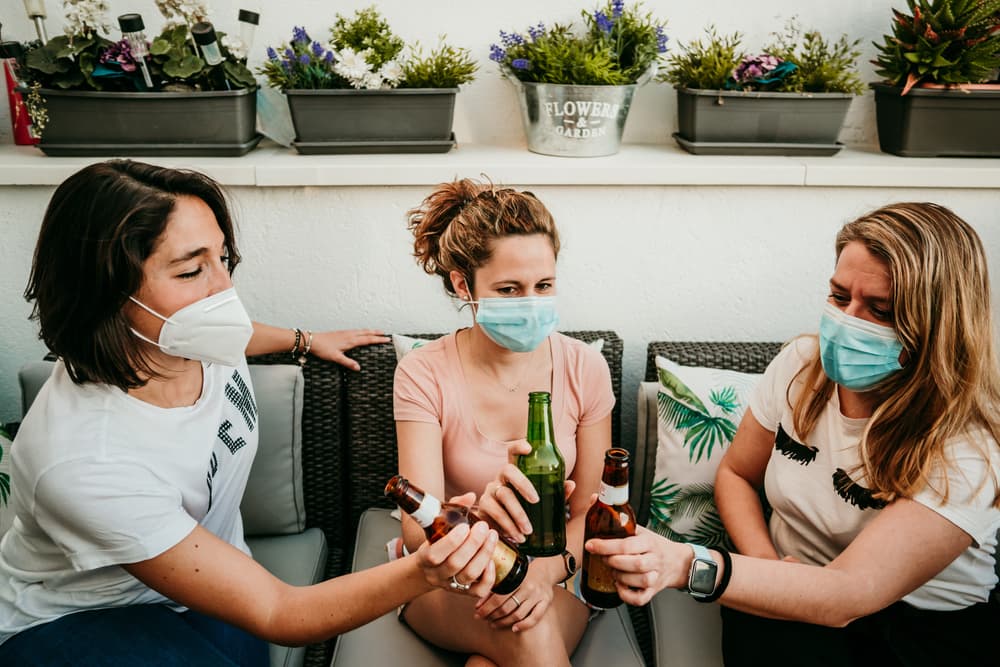 <b>ARIES EN DICIEMBRE 2021</b>
<br>Es un mes muy singular por el tránsito de tu regente Marte hacia Sagitario el día 13. Vas a vivir una etapa de incesantes emociones. La primera quincena tendrás entrada y salida de visitas en tu casa.
<br>