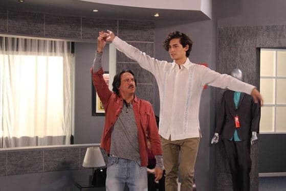 En este contexto, Osorio también mencionó: "[...] Del set ´para adentro, es el artista. Y del set hacia afuera, es el papá. Y por encima de todo, está el papá [...]".