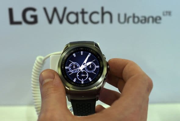 Lg le dió un toque más elegante a su reloj inteligente con el Urban LTE.