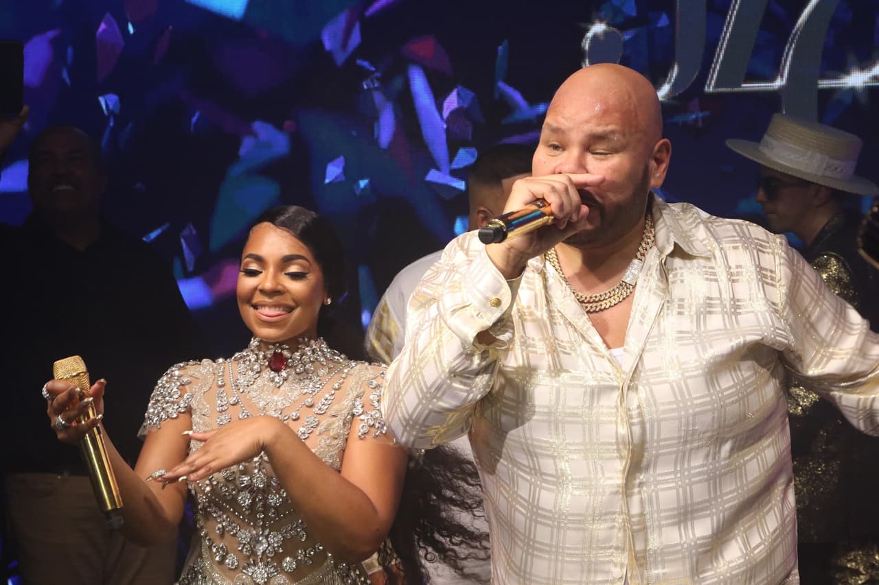 Tanto Ashanti como Fat Joe se adueñaron de los micrófonos y la pista para cantar y bailar en honor a JLo.
