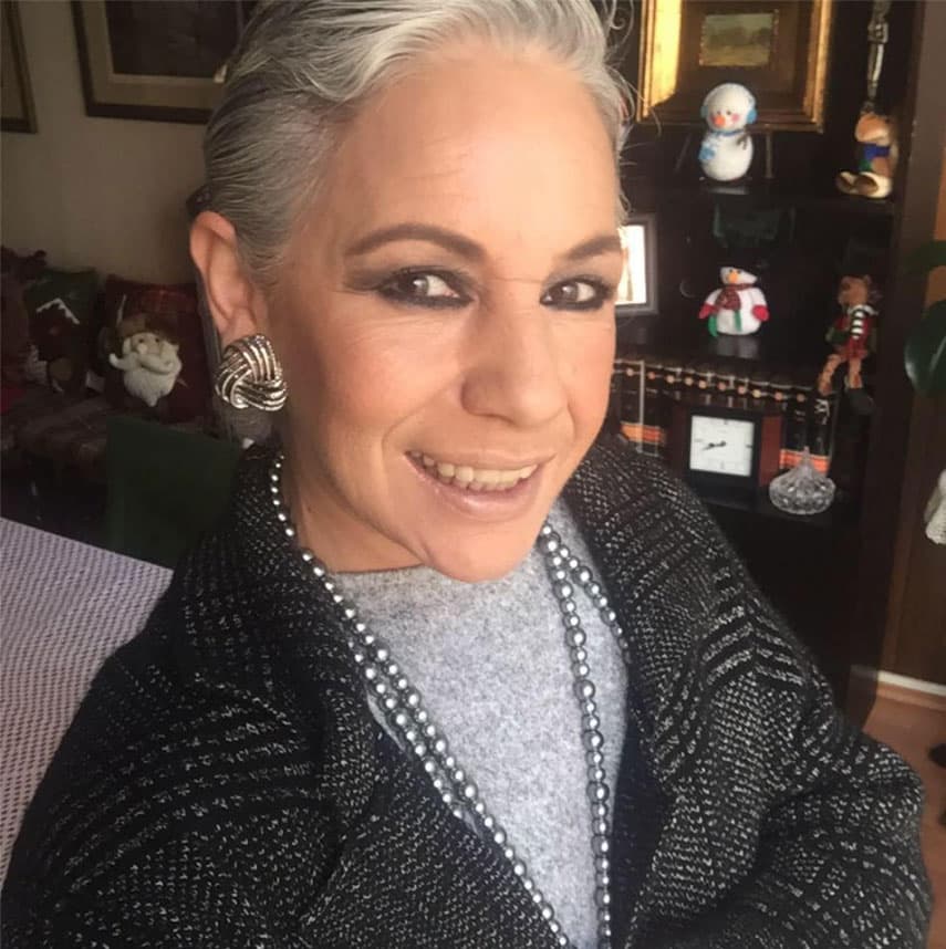 Ella sigue vigente en la actuación en teatro, pero sobre todo en las telenovelas. Hace poco la vimos en 
<i>Un camino hacia el destino</i>, donde era la 'Madre Superiora' del colegio donde estudiaba la protagonista.