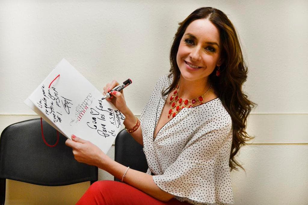 'Cicatrices', 'Al otro lado', 'El medallón', 'Los sin nombres' y 'Atómica' son las películas en donde ha participado.