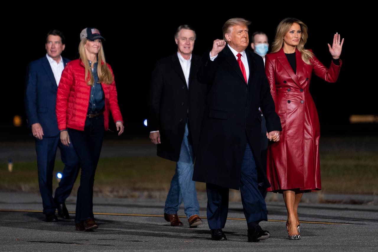 Trump advierte al fiscal de Georgia que no se oponga a la demanda de Texas como lo hicieron otros republicanos