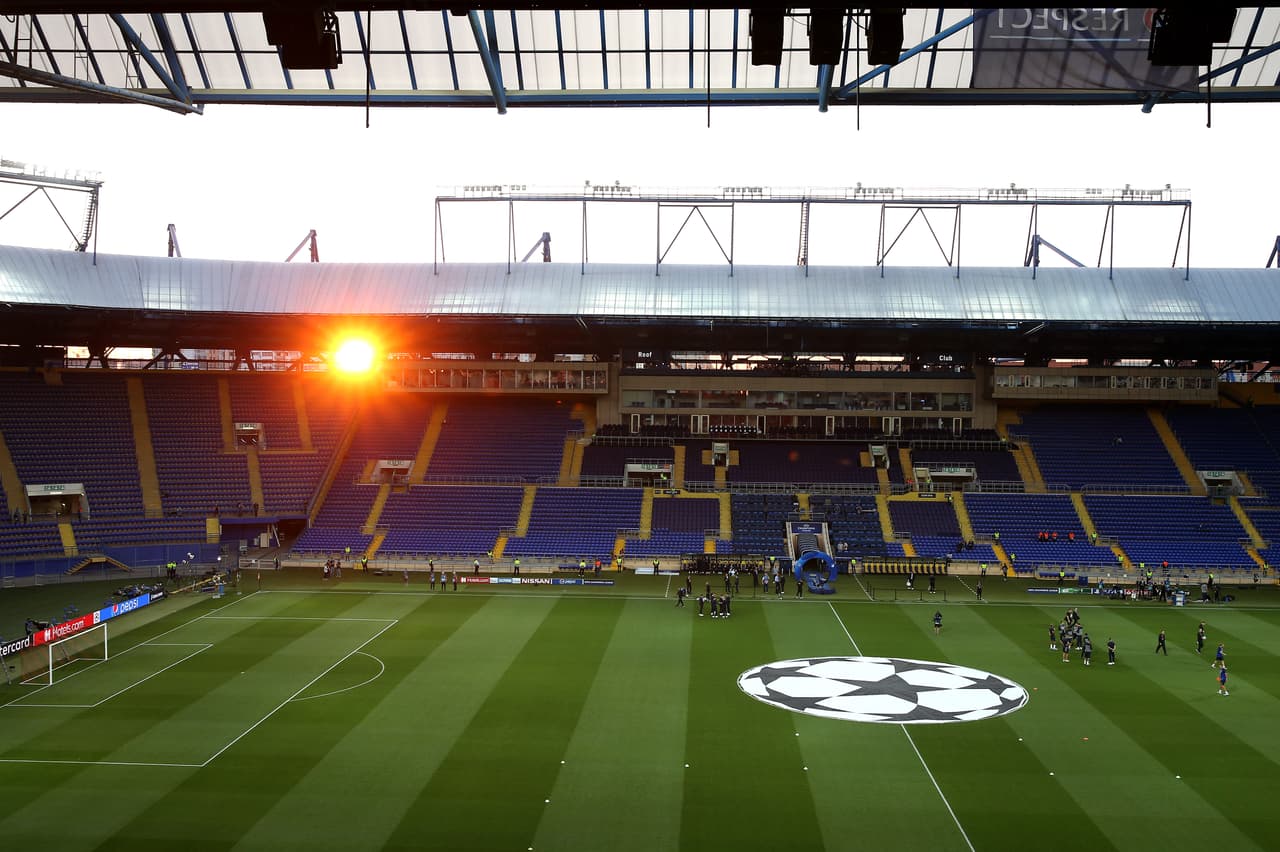 Es importante aclarar que debido a la guerra en Donetsk, el Donbass Arena no está en condiciones de recibir partidos y por eso el Shakhtar ha tenido que buscar casa.