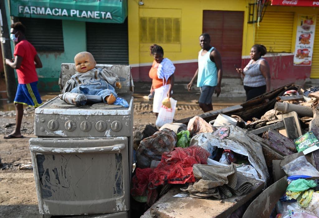 ¿Fue el huracán Eta la "última gota" para que centroamericanos emprendan una nueva caravana hacia EEUU?