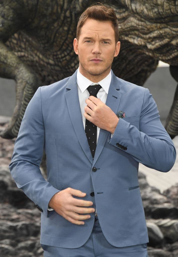 "Estoy seguro de que no puedo identificarme con lo que pasan las mujeres en Hollywood… Pero sé lo que se siente al comer emocionalmente... estar triste y alegrarte con la comida y luego volver a estar casi inmediatamente triste y ahora avergonzado y luego tratar de ocultar esos sentimientos con más comida. Sé cómo es eso.”