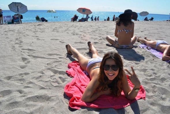 Las chicas de Nuestra Belleza Latina se escaparon a la playa y deleitaron a los caballeros con sus espectaculares curvas latinas.