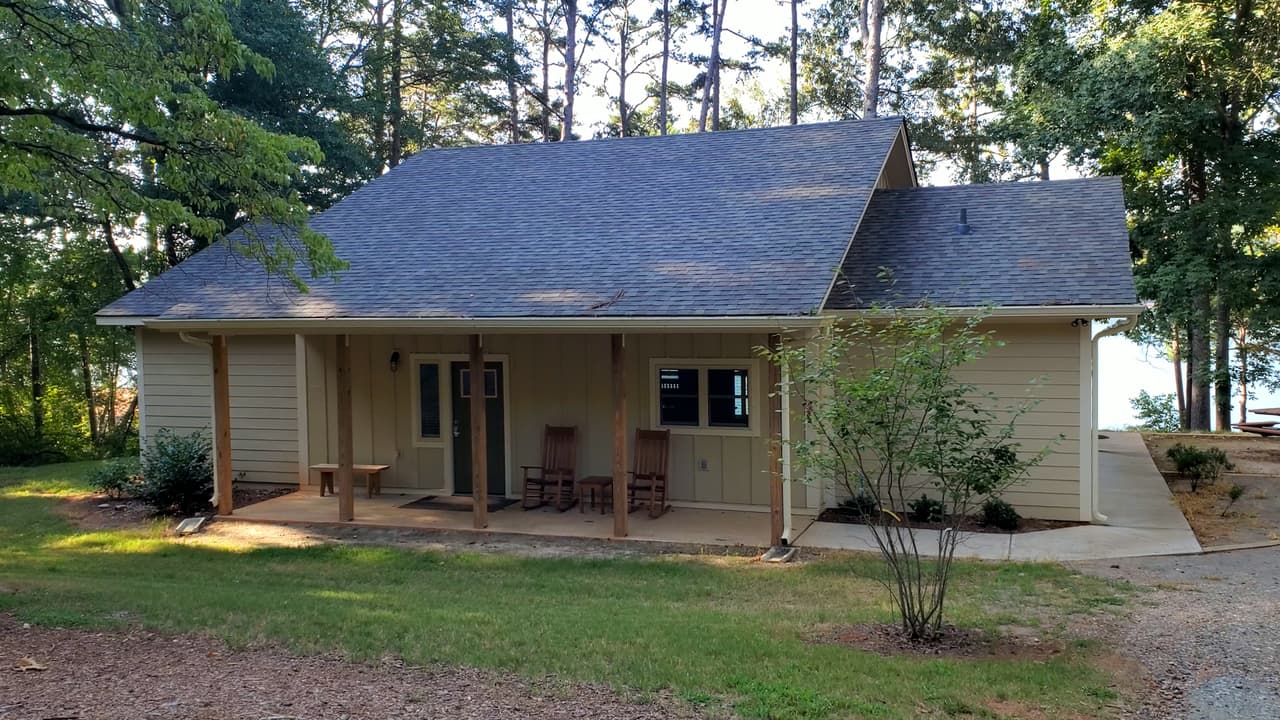 También se pueden alquilar cabañas amuebladas.