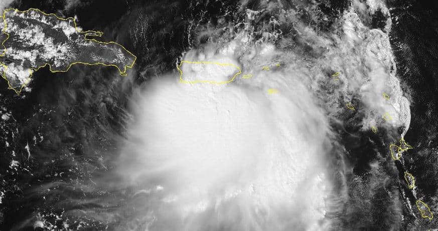 Karen se fortalece de camino a Puerto Rico