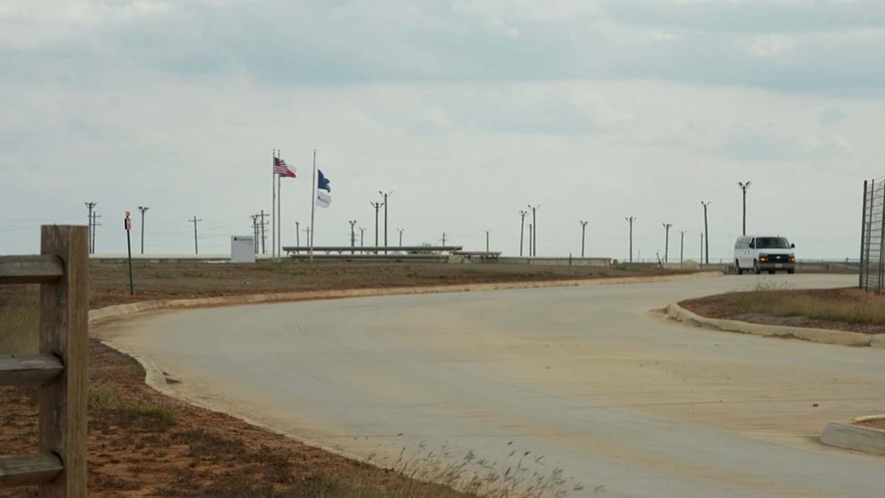 Liam Conejo Ramos y su padre pasarán una noche más en centro de detención en Texas