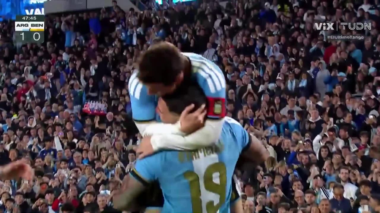¡Golazo de Argentina! Asistencia brutal de Messi para el 1-0