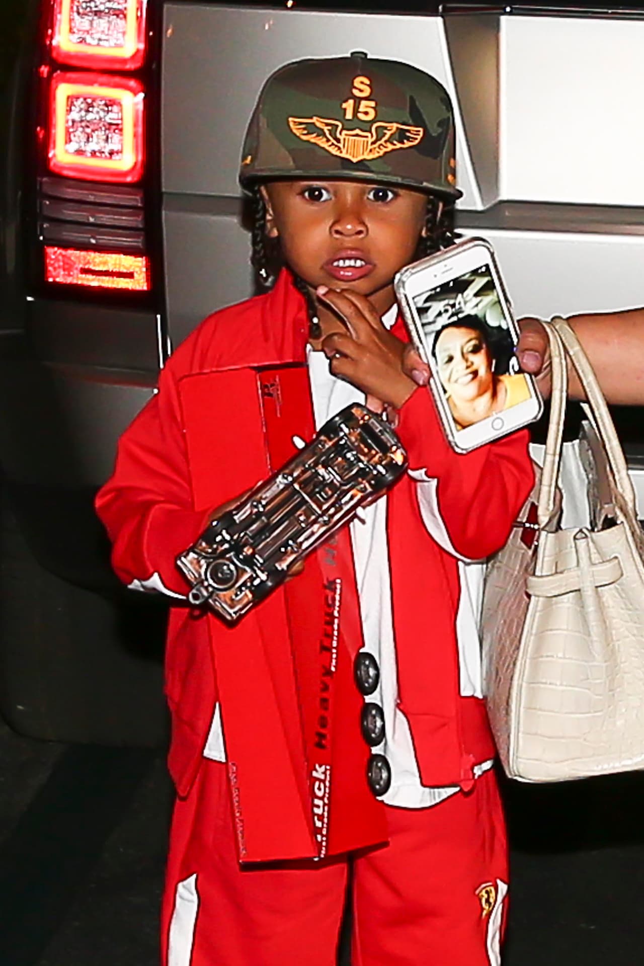 Seguramente Kylie hace un gran trabajo cuidando al nene ya que tiene varios sobrinos y convive mucho con ellos.