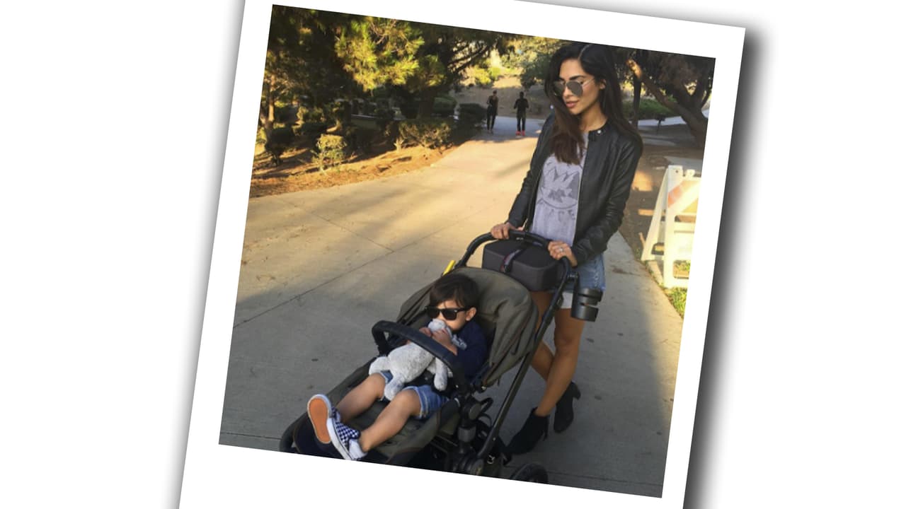 Caminar es uno de los planes que más disfrutan.