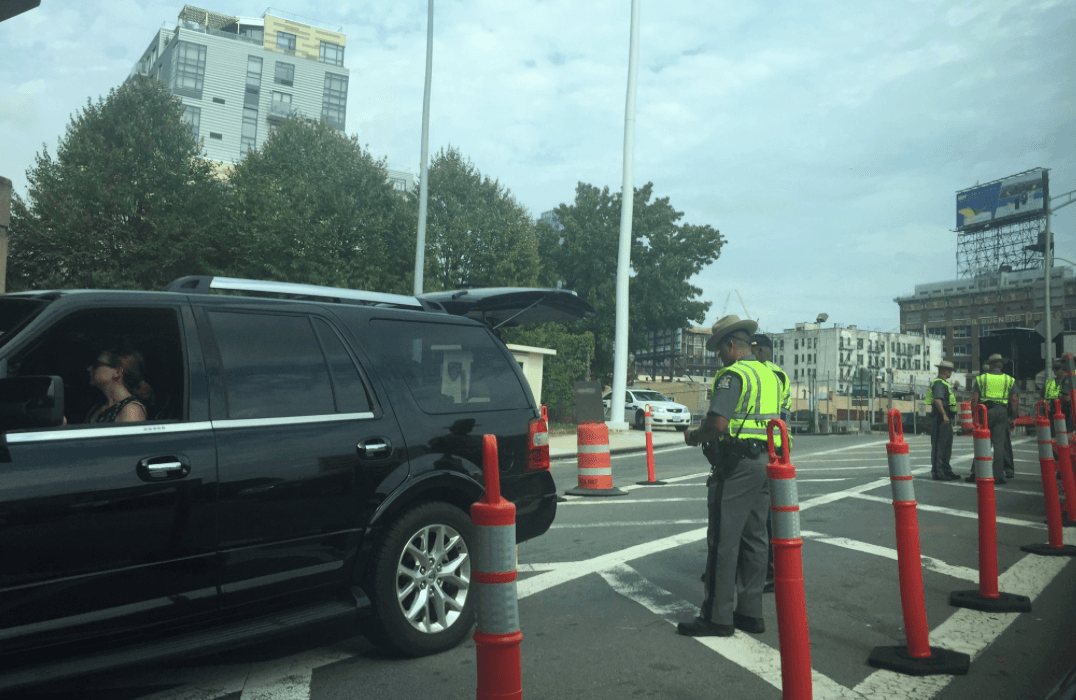 Los conductores deben salir con tiempo, tomando en cuenta las revisiones que son sin distinción de personas.