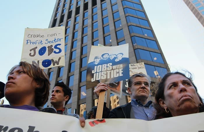 California por debajo en índices de empleo con hispanos en cabecera