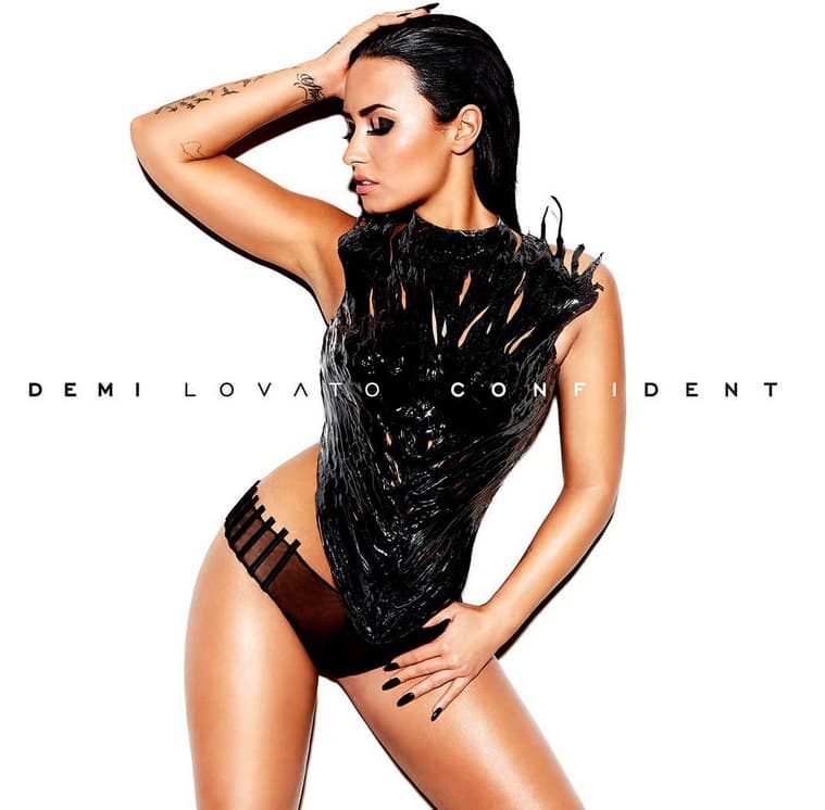 El estreno de 'Confident' se programó para el 16 de octubre.