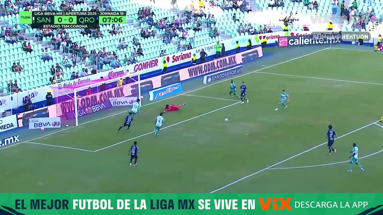 ¡DOBLE SALVADA! Acevedo y Ortega evitan el gol de Luca Rodríguez