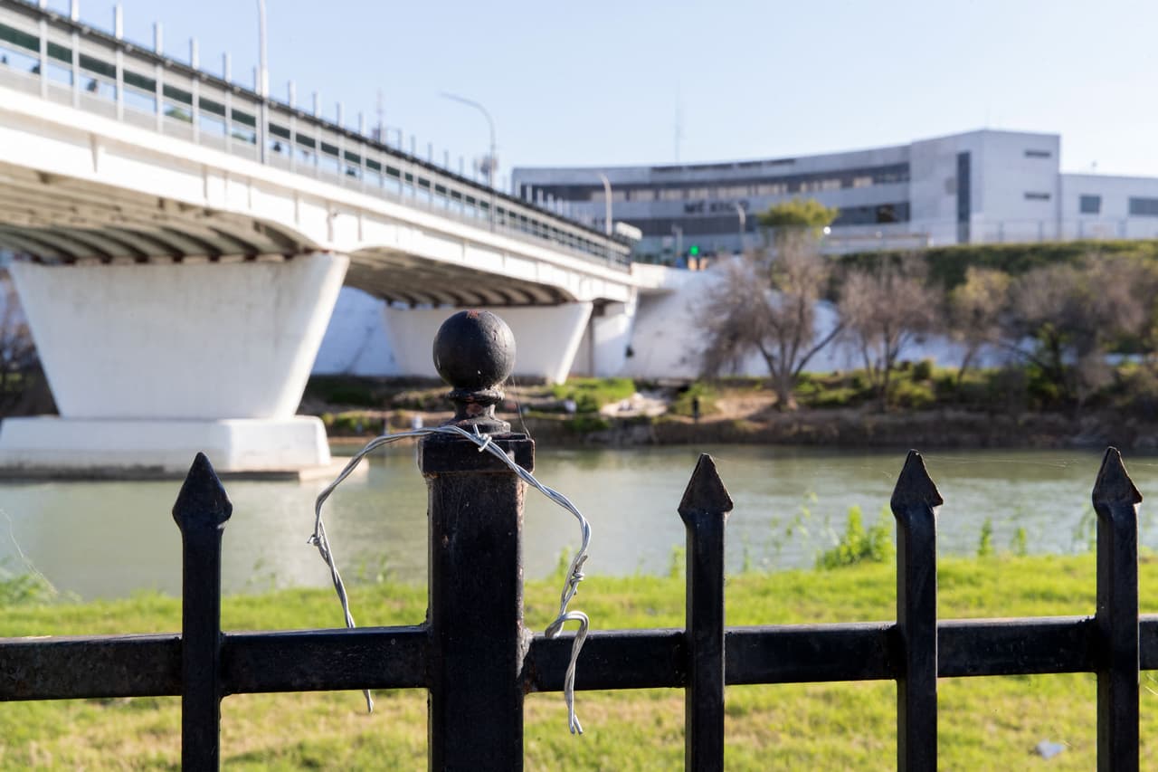 "Fomentará el desarrollo y el crecimiento económico, así como el turismo en esta vibrante comunidad fronteriza. Acordamos que, como socios, logramos más", dijoKen Salazar, embajador de los Estados Unidos en México.