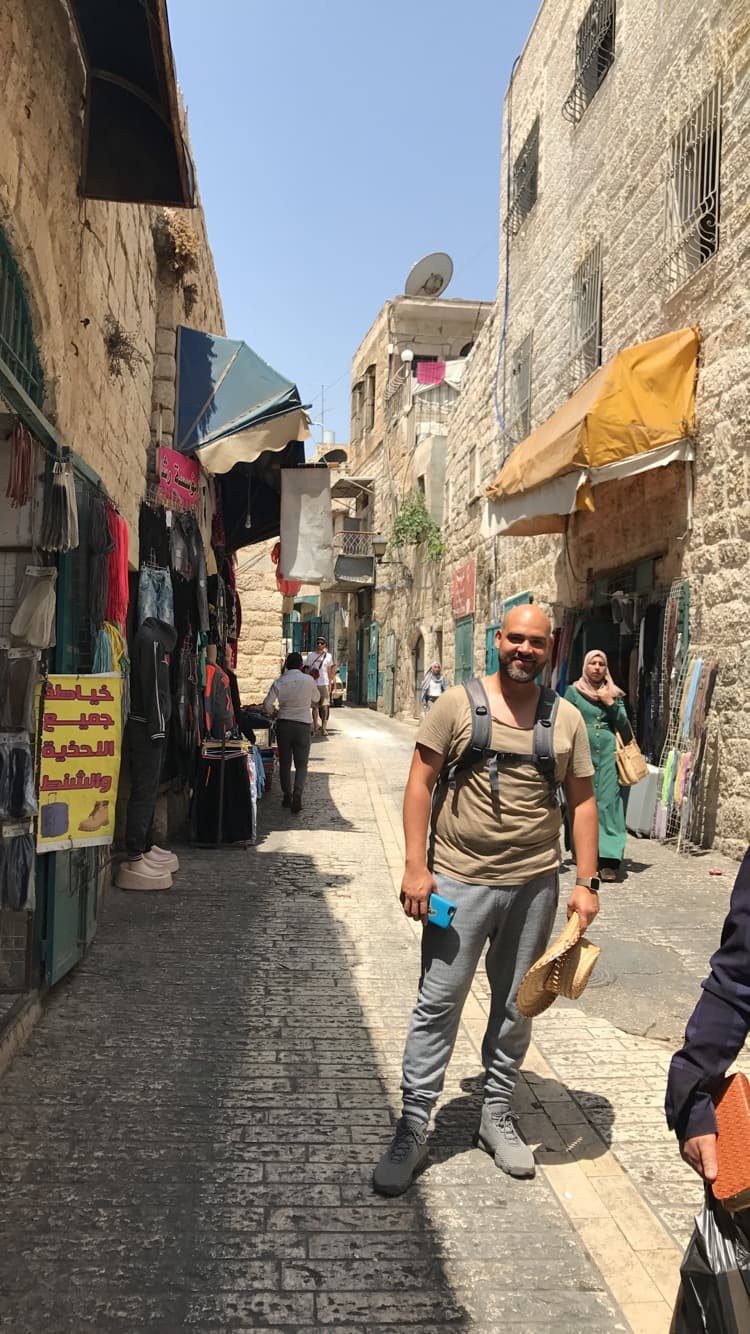 Un recorrido por los mejores lugares de Tierra Santa con Raúl 'El Pelón'.
