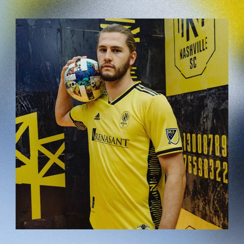Nashville SC está de estreno con esta nueva casaca titular para 2022 y 2023, y por la inauguración este año de su estadio específico.
<br>