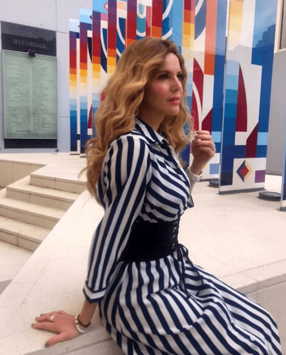 Los actores Scarlet Ortiz e Ismael La Rosa le mostraron su apoyo con emojis de oración. Mientras que la presentadora Charytín Goyco le escribió: "En paz descanse tu querida prima, Claudia. Amén".
<br>