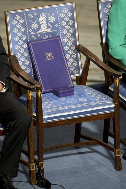Al inicio de la ceremonia el presidente de la Fundación Nobel, Marcus Storch dio un discurso donde recordó el aporte de los ganadores de los años pasados en las distintas disciplinas. 'Los premios en ciencias son un premio a la investigación del propio Alfred Nobel'.