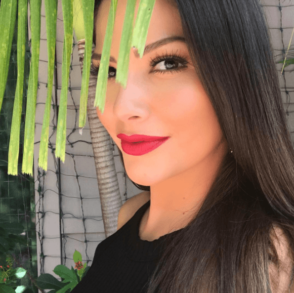 Su carisma, belleza y simpatía la han convertido en una de las conductoras más querida de Univision.