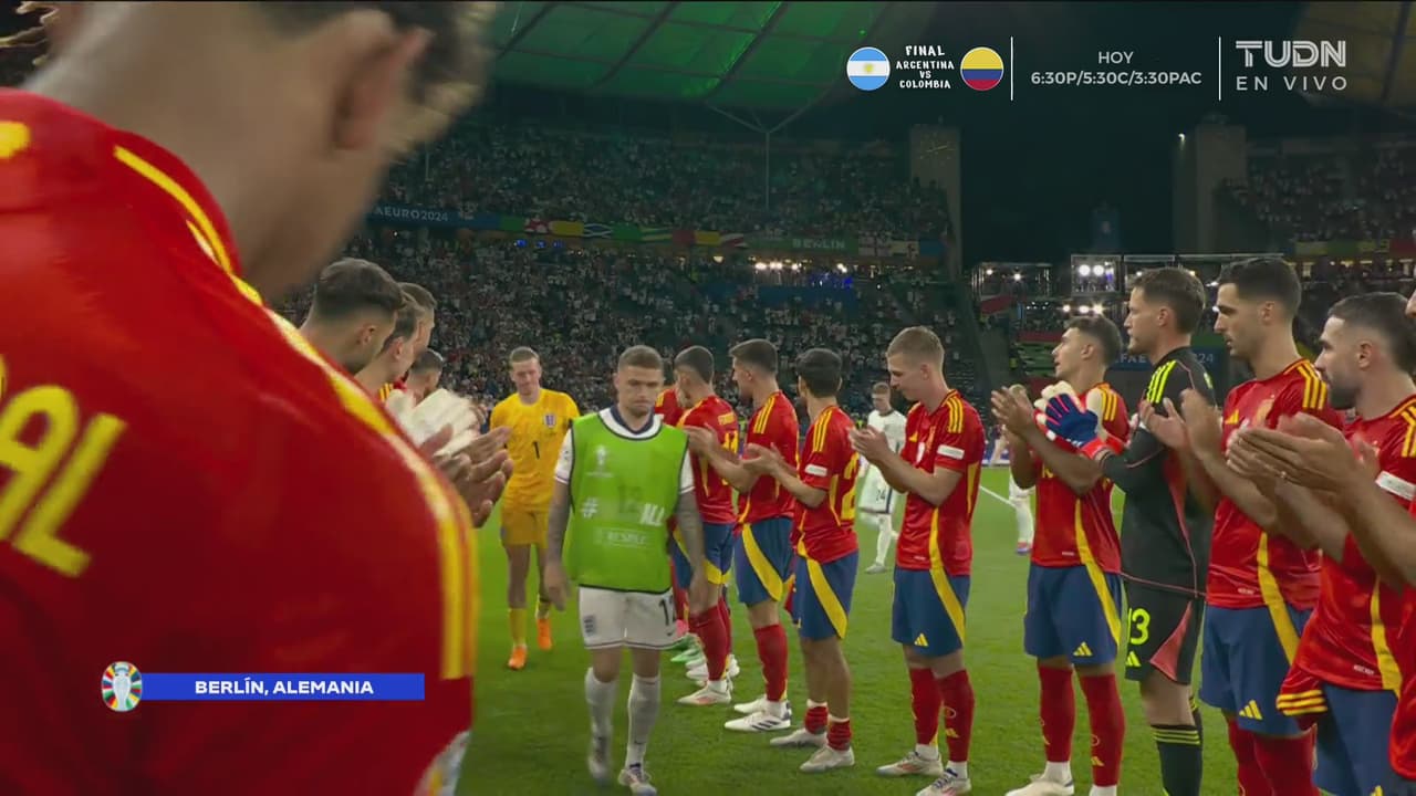 ¡Gran gesto de España! Jugadores le hacen pasillo a los ingleses