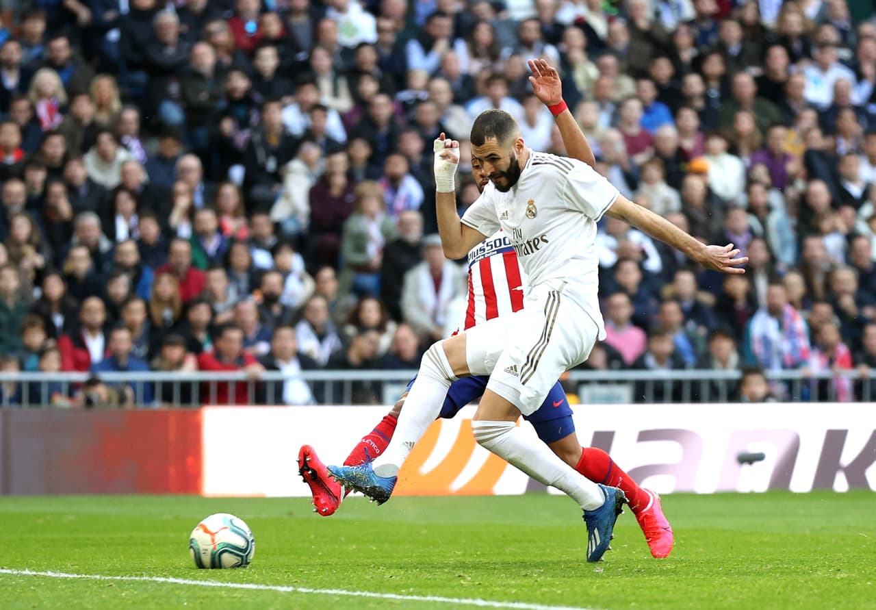 Real Madrid llegó a 49 unidades tras 22 partidos disputados en La Liga. Karim Benzema anotó al 56’.