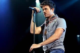 El portal La Botana indicó que una revista sacó una nota, donde hablaban de una supuesta paternidad del cantante. Según esa publicación 'Quique' es papá de una niña de cinco años.