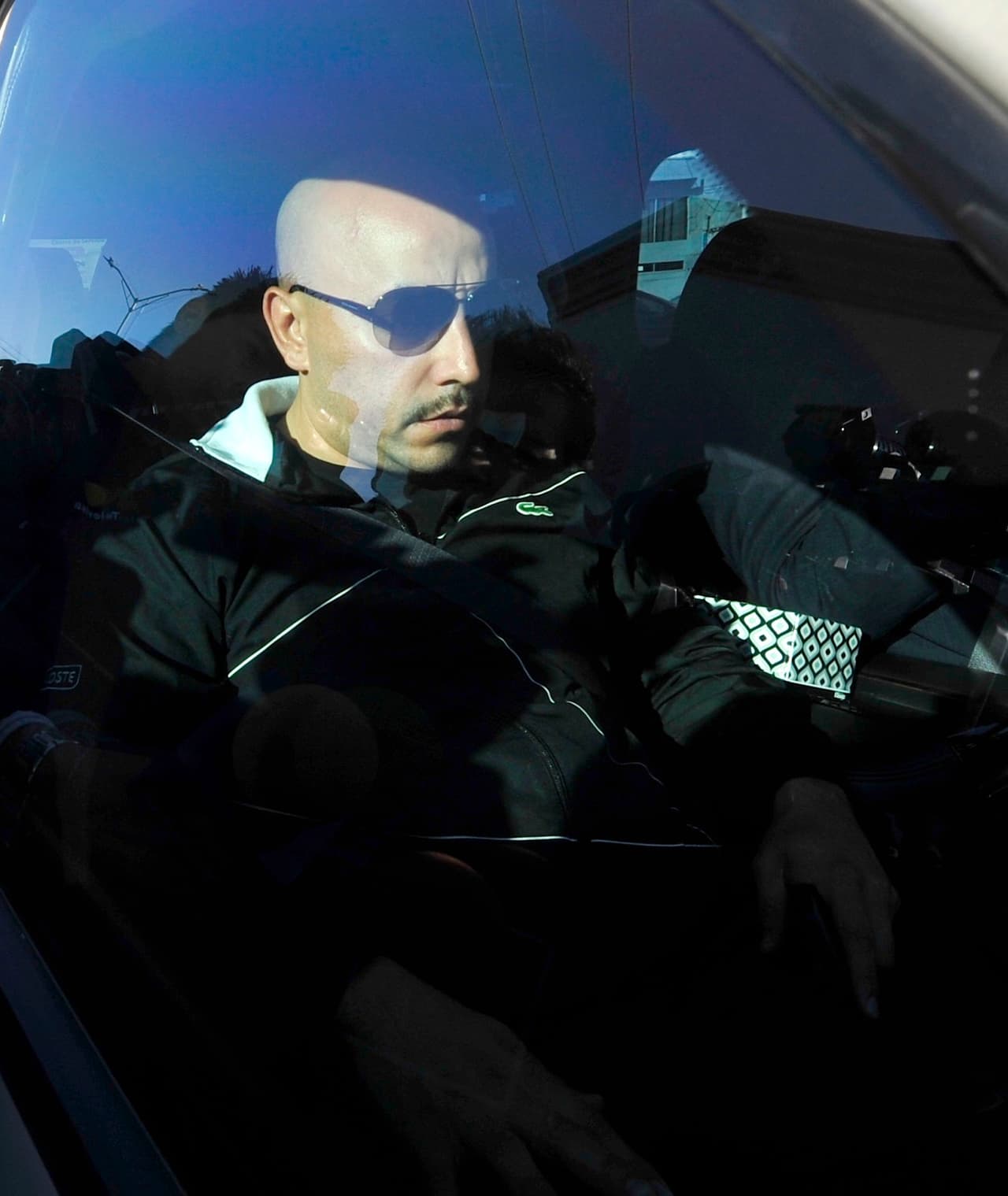 Luego de la tragedia, la familia de Jenni viajó a la zona del siniestro y se dirigieron al Hospital Universitario de Monterrey para identificar los restos de 'La Gran Señora'. Lupillo y Juan fueron los primeros en llegar, pero fue Juan quien reconoció a su hermana.