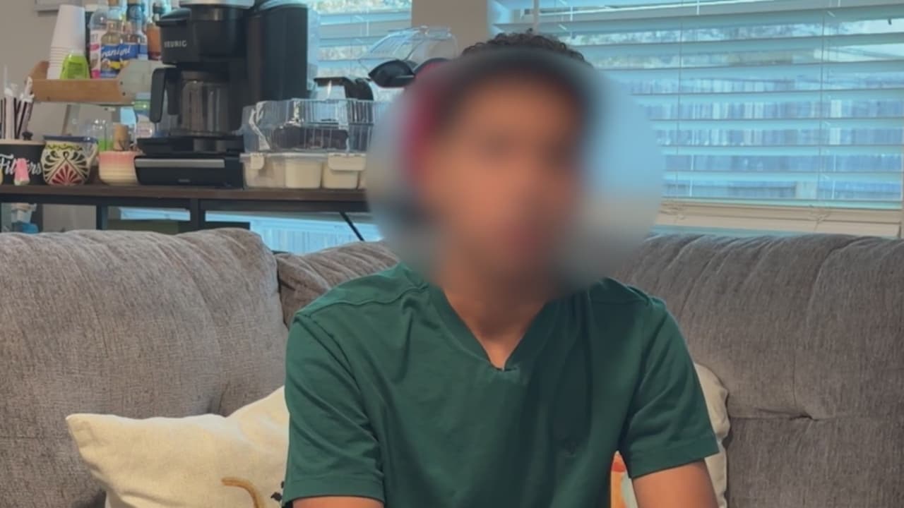 Joven venezolano enfrenta deportación y busca ayuda financiera para su defensa legal
