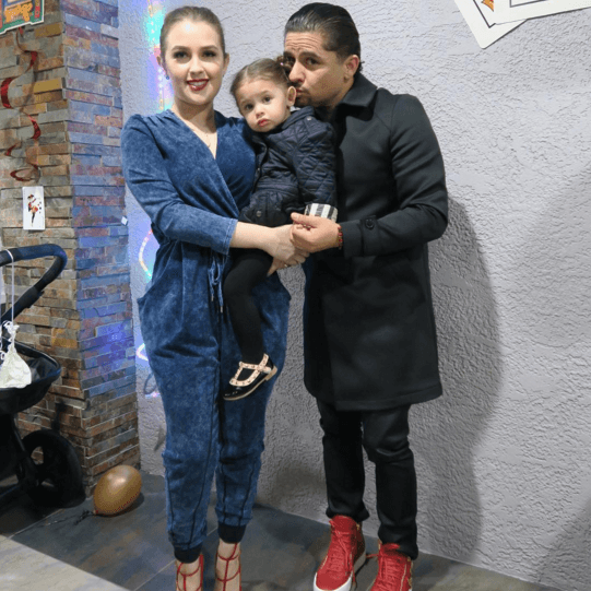 Ahora no se cansa de expresar en redes lo feliz que es por tener la vida que tiene.