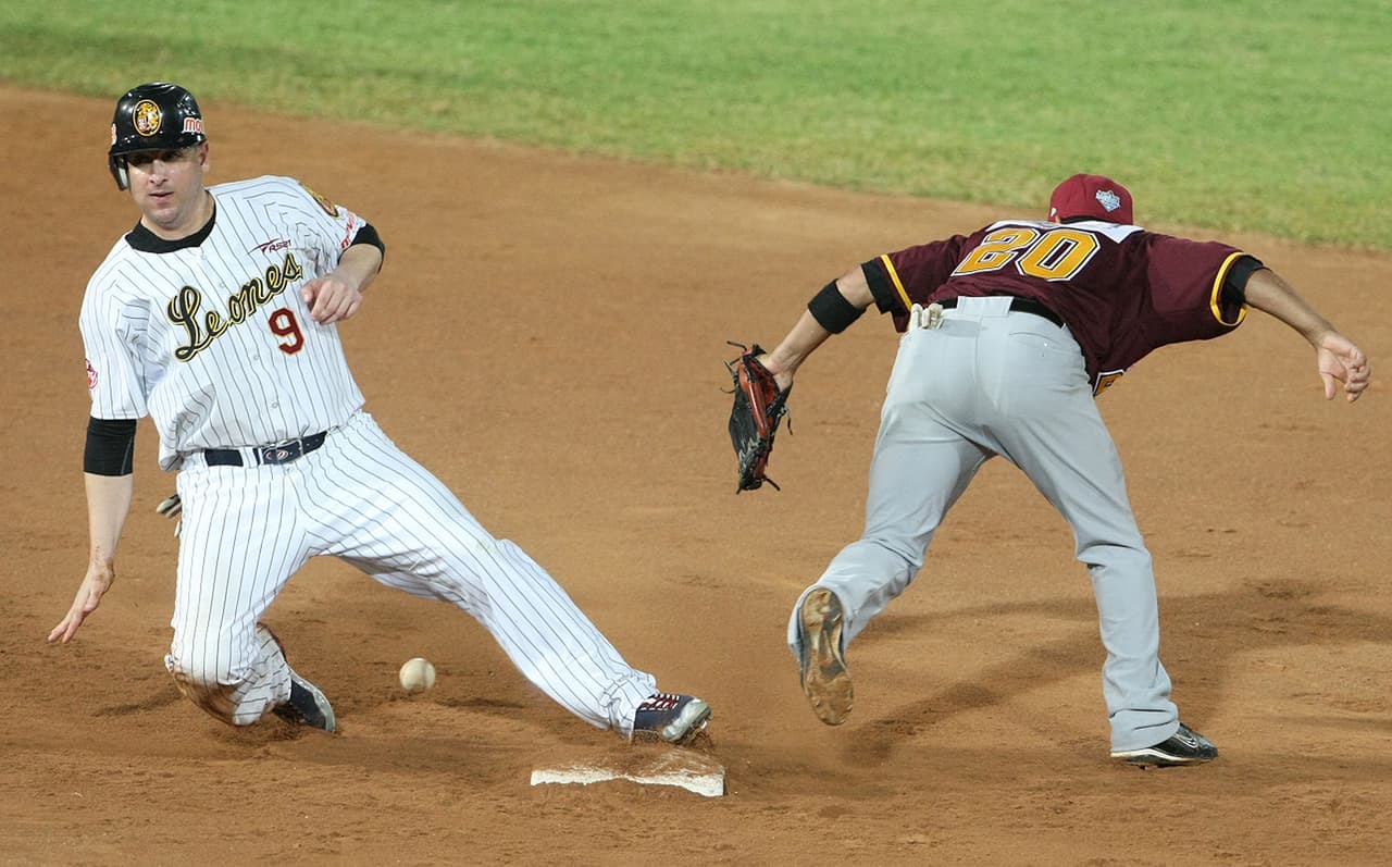 Cada año la CBCP rota la sede, entre los países miembros del organismo, mas no quedó claro cuándo entrará Cuba a esta rotación como organizadores, nación que juega como invitado especial.
<br>