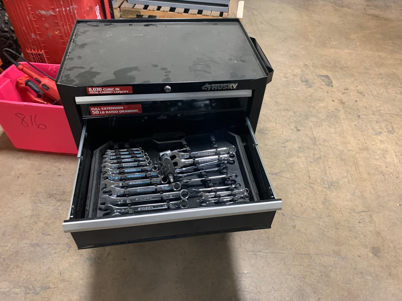 Herramientas de trabajo también estarán disponibles para que puedas verlas, valorarlas y ofrecer alguna cantidad de dinero.