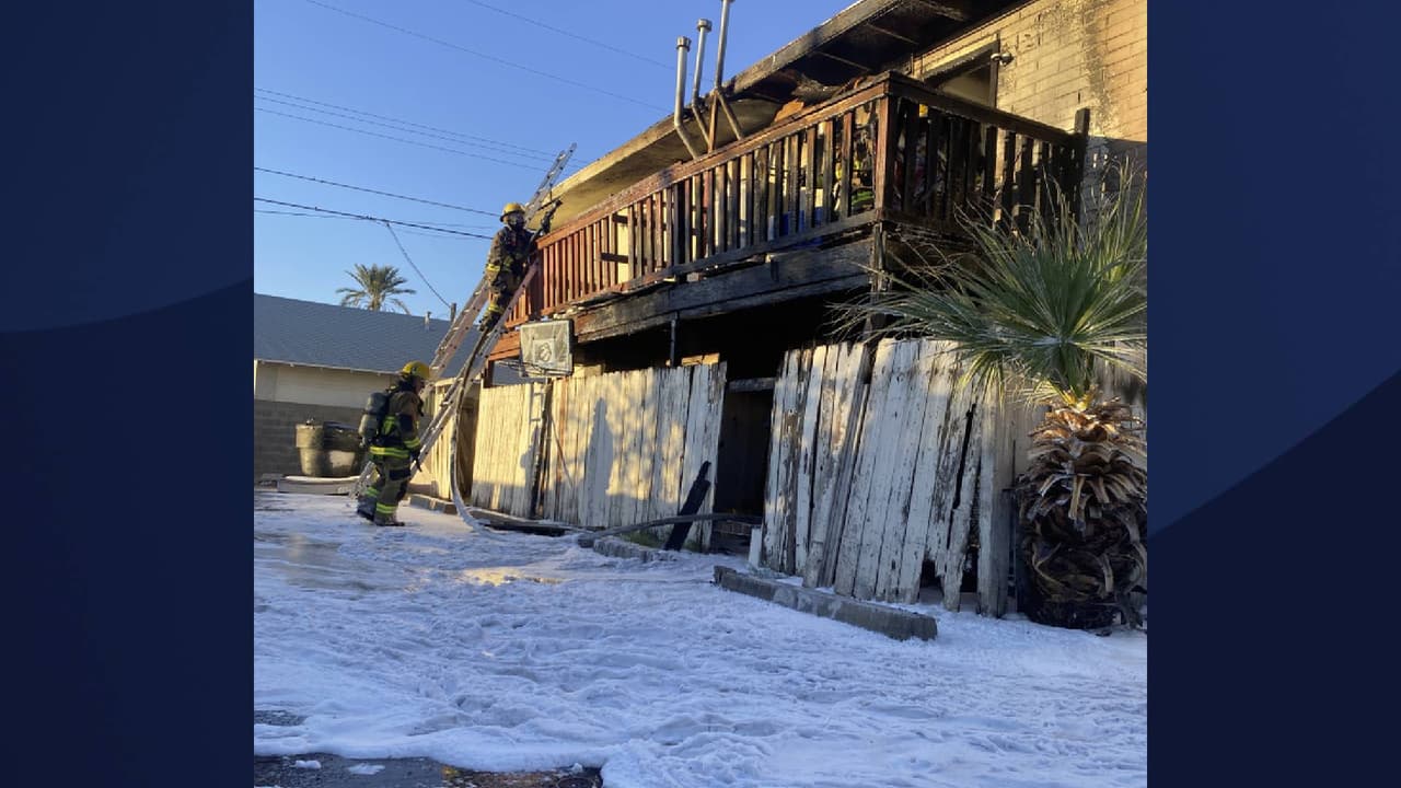 Según reportes, la pronta actuación de los bomberos logró sofocar el fuego y evitar que las llamas se extendieran a los otros 3 departamentos del complejo. 
<br>