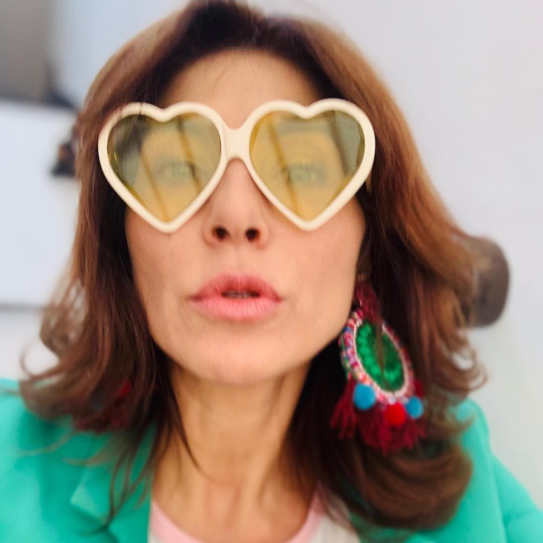 "10 cirugías, 16 quimioterapias, ha sido duro, pero pues aquí estoy", recordó la también presentadora argentina.