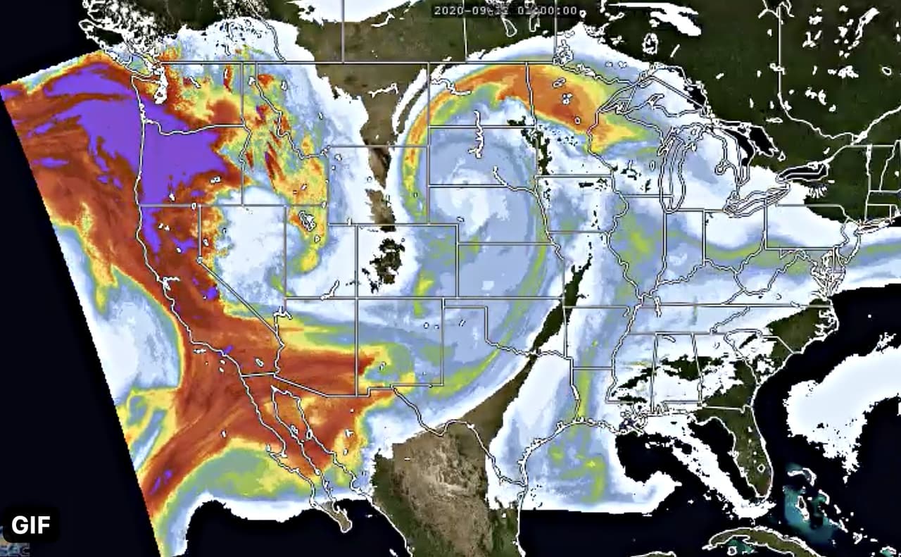 La alerta actual ha estado vigente desde el pasado 18 de agosto y rompió la marca establecida en 2018, cuando la región se vio ahogada por el humo de un incendio que 
<a href="https://www.univision.com/local/san-francisco-kdtv/fotografias-interactivas-paradise-a-un-ano-de-que-este-pueblo-fuera-arrasado-por-el-incendio-camp">devastó la comunidad de Paradise</a> y dejó 85 muertos.