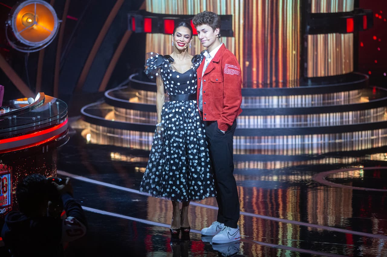 Qué tal Juanpa y Biby presumiendo su look ante nuestros cámaras. Una buena imagen dice más que mil palabras y ellos lo saben.