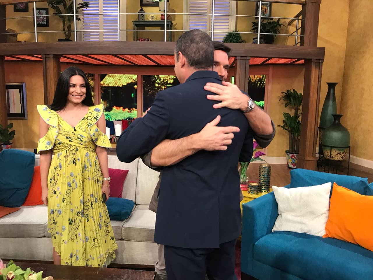 Con este gran abrazo se despidieron. Alan y Julián son muy buenos amigos.