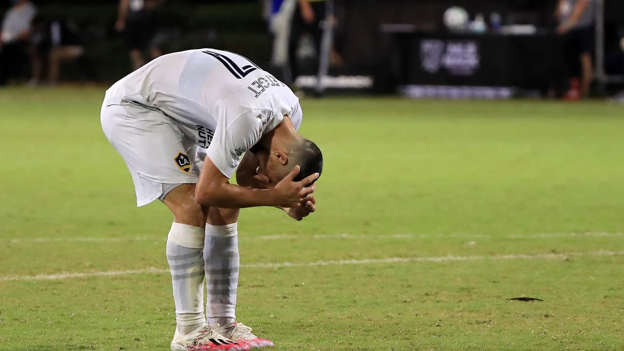 MLS investiga a un jugador del LA Galaxy por un insulto homofóbico