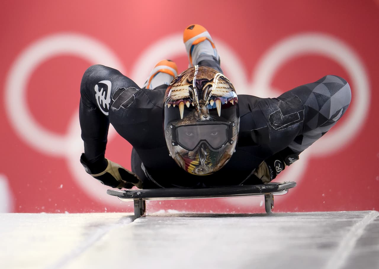 Espectaculares imágenes de la preparación y entrenamientos de los atletas en las diferentes disciplinas previo al comienzo de los Juegos Olímpicos de Pyeongchang 2018. Acá es skeleton.