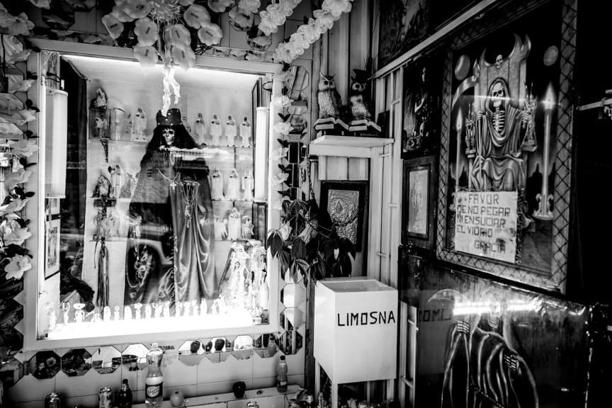 En Yucatán ya le construyen una iglesia a la Niña Blanca.