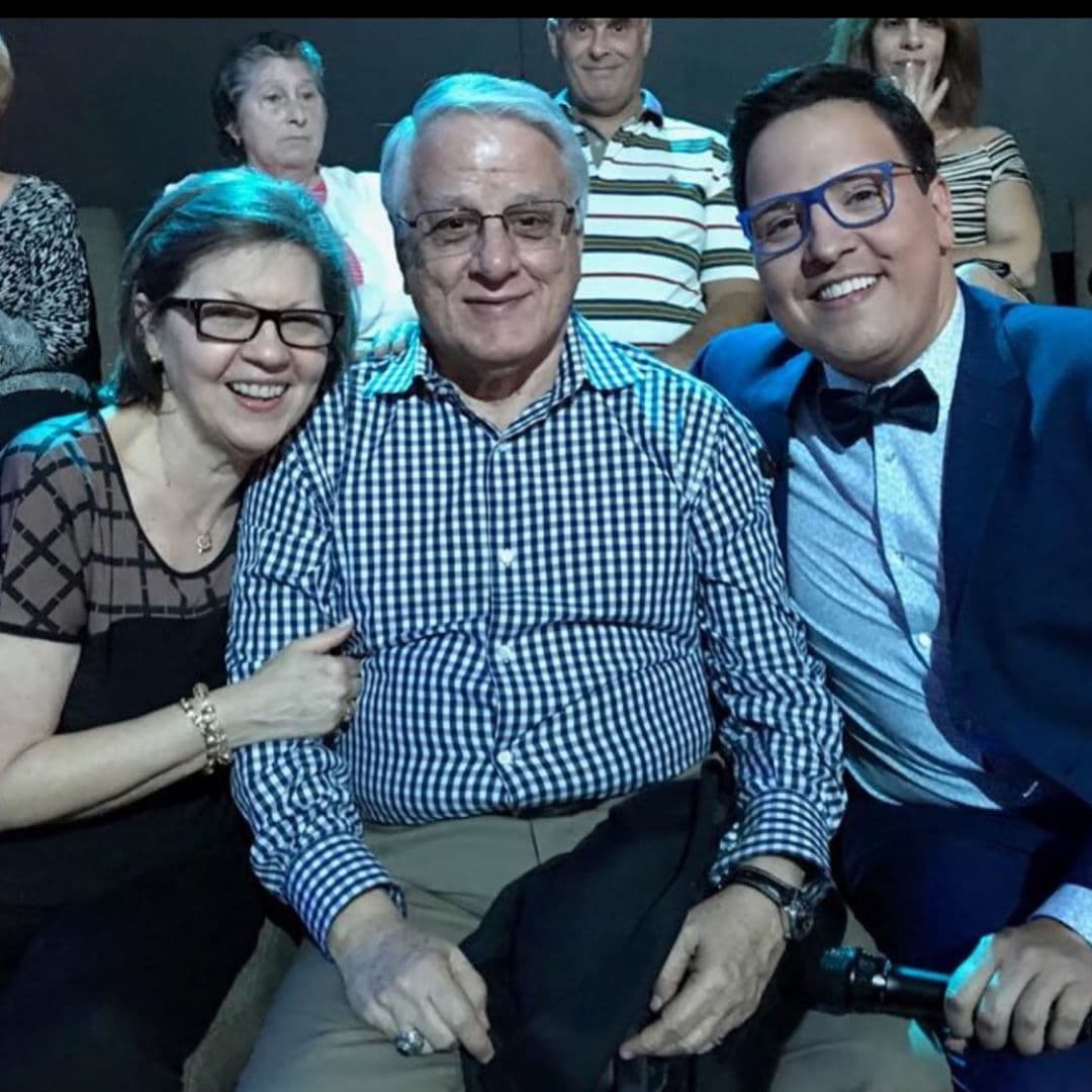 Doña Estrella y don José Raúl son la gran bendición de su existencia y él vela por el bienestar de ambos.